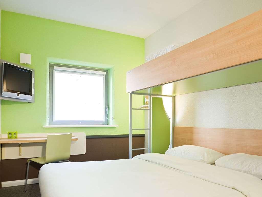 Ibis Budget Brest Sud Plougastel - Hotel Renove Ruang foto